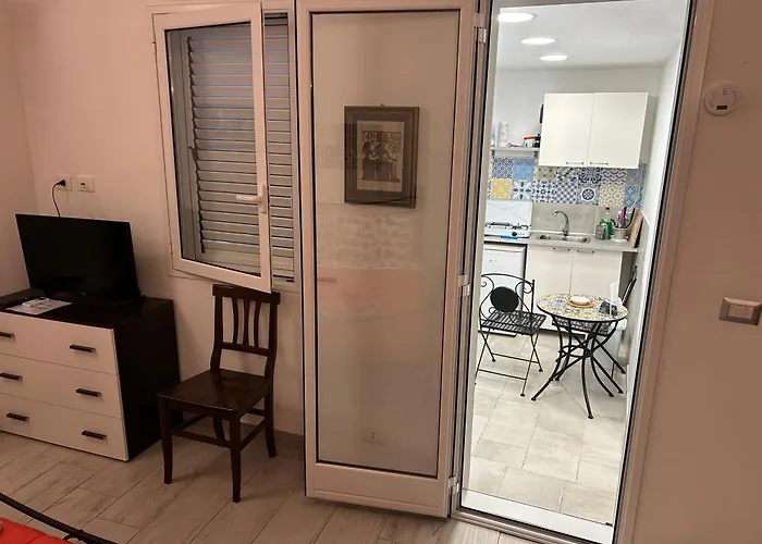 Deni's Per 2 Con Veranda Balcone Holiday home