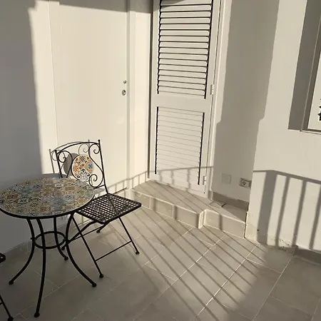 Deni's Per 2 Con Veranda Balcone *