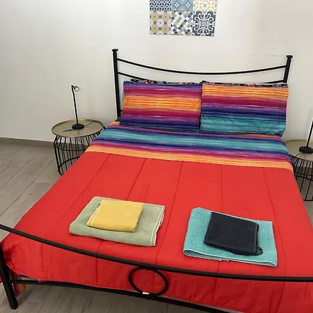 Deni's Per 2 Con Veranda Balcone Casa vacanze Syracuse